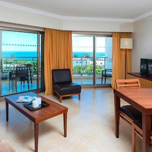Superior One-Bedroom Apartment Sea View