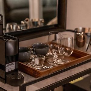 Signature King Suite