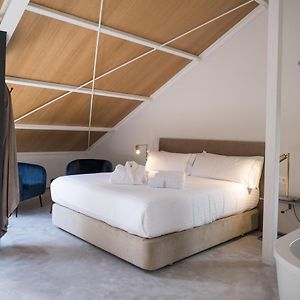 Suite con Cama Queen