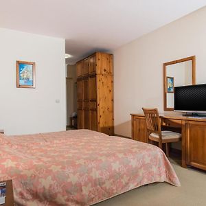 Twin Room Relax Center Access