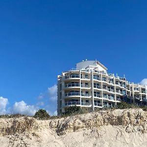 Regency On The Beach