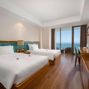 Premier Twin Room