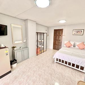 Standard Double Suite