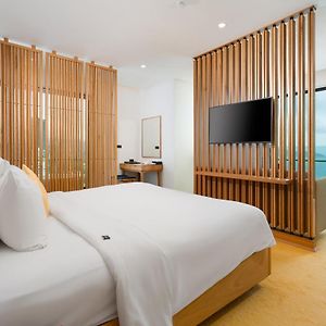 Premium King Suite