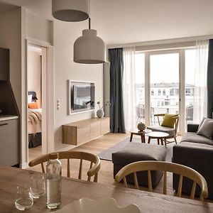 One-Bedroom Apartment Side Sea View