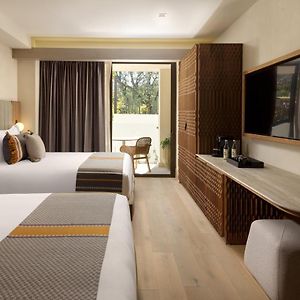 Queen Room Two Queen Beds