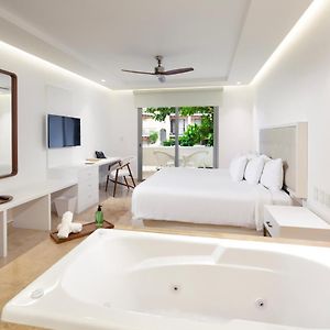Premium King Suite