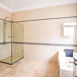 Luxury Double or Twin Room Partial Lake View