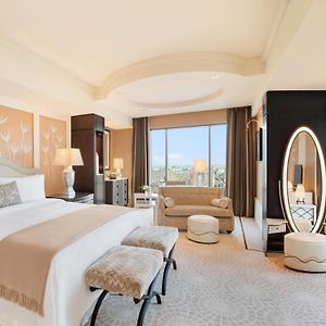 Superior City View Guest room 1 King