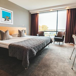 Double Room Excluding entré Pool club