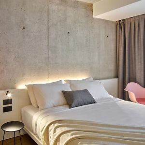 Camera grande con letto king size