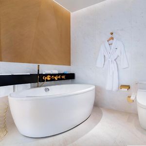 Executive King Suite