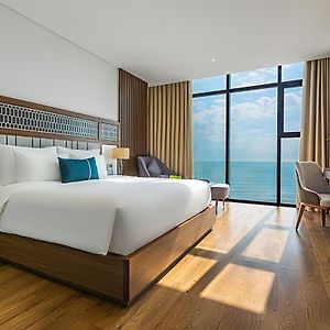 Ocean Queen Room