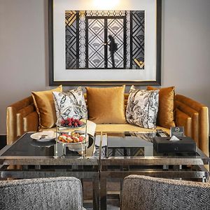 Collection King Suite