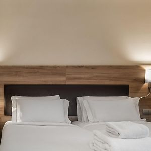 Standard Zimmer mit Kingsize-Bett