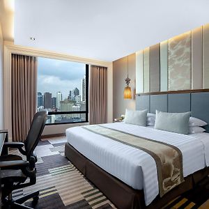 Zimmer mit Kingsize-Bett
