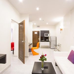 Grand King Suite