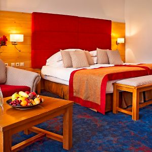 Deluxe Room Town View King Bed