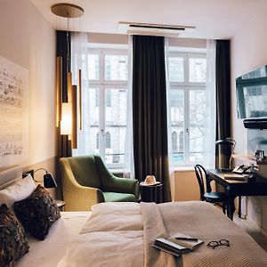 City Studio mit Kingsize-Bett