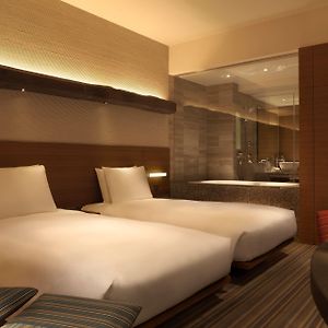 Twin Room Club Access