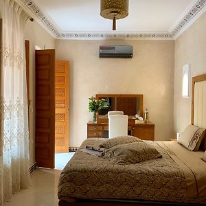 Habitación con Cama King