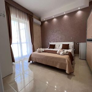 Camera con letto king size