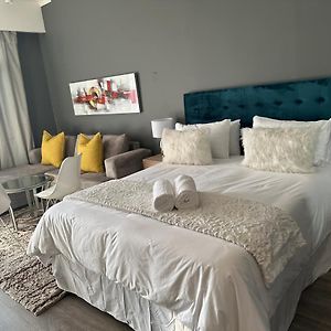 Menylyn Maine Residences Trilogy 913