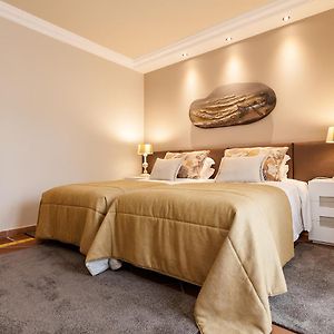 Suite de Luxe à 3 Chambres à Coucher