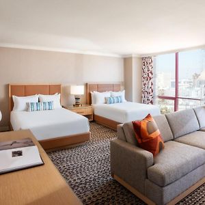 Deluxe Upper Floors Queen Room