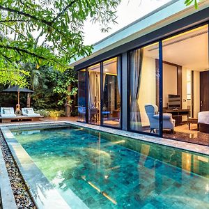Pool One-Bedroom Villa