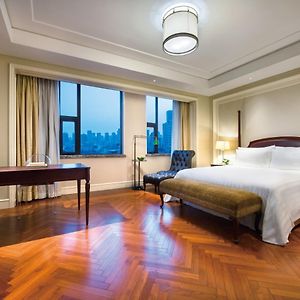 Premier King Room
