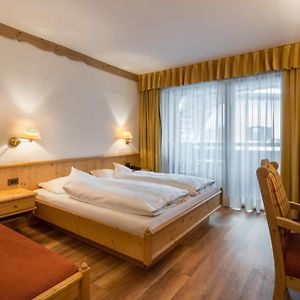 Camera economy con letto king size