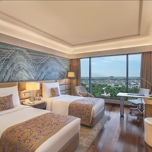 Premier Twin Room