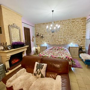 Private Bathroom Suite