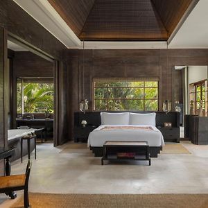 One-Bedroom King Suite