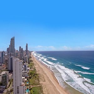 Three-Bedroom Oceanfront Penthouse Apartment
