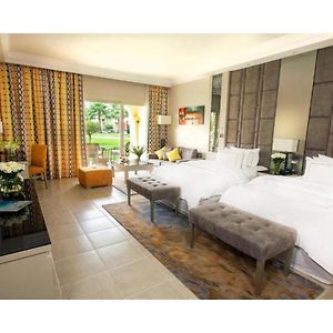 Deluxe Room Twin Bed