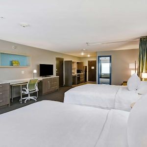 Queen Studio Two Queen Beds Mobility Access or Non-Smoking