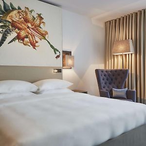 Camera con letto king size