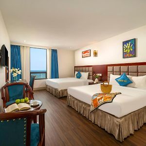 Deluxe Triple Room Sea View