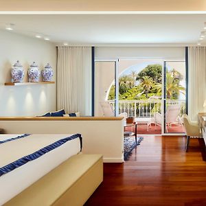 Deluxe Zimmer mit Kingsize-Bett