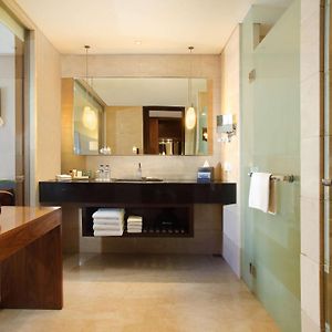 2 Queen Deluxe Room