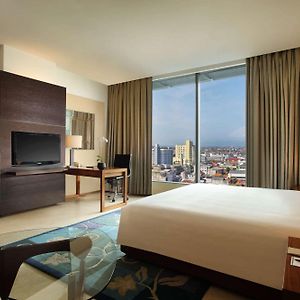 Deluxe King Room City View