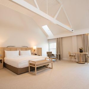 Premium King Room