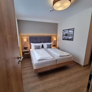 Familien-Zimmer
