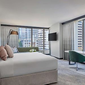 Grand Corner Junior Suite