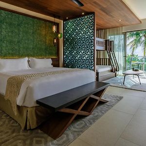 Family King Suite