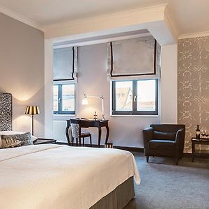 Deluxe Zimmer mit Kingsize-Bett