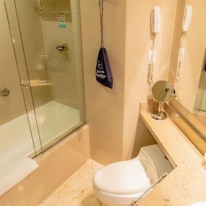 Grand Triple Room