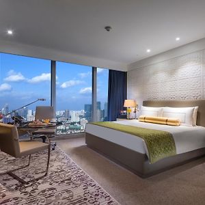 Premium King Room